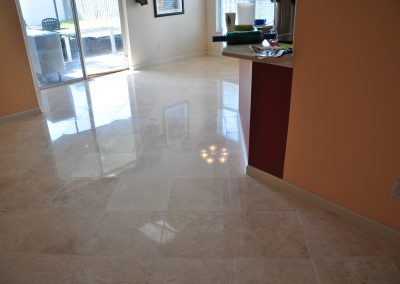 Travertine-Polishing